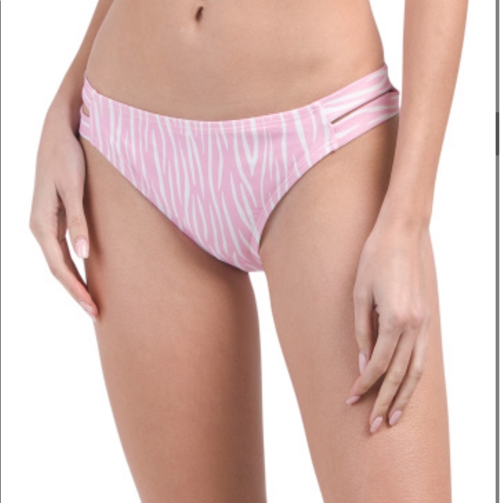 BCBGENERATION Convertible Halter Top & Bottom Set - Picture 3 of 7